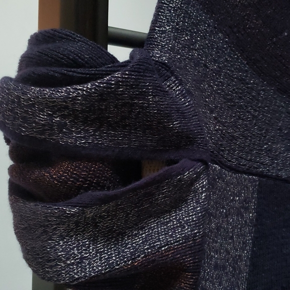 Cozy popover with hood - Picture 2 of 3